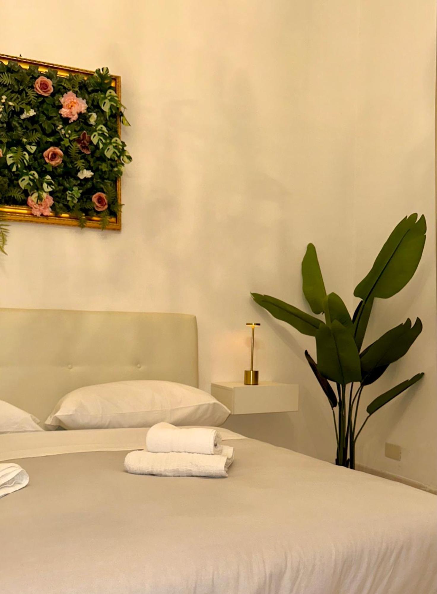 Golden Luxury Home - San Giovanni - 10 Min To Basilica Of San Giovanni - 25 Min To Colosseum Rome Extérieur photo